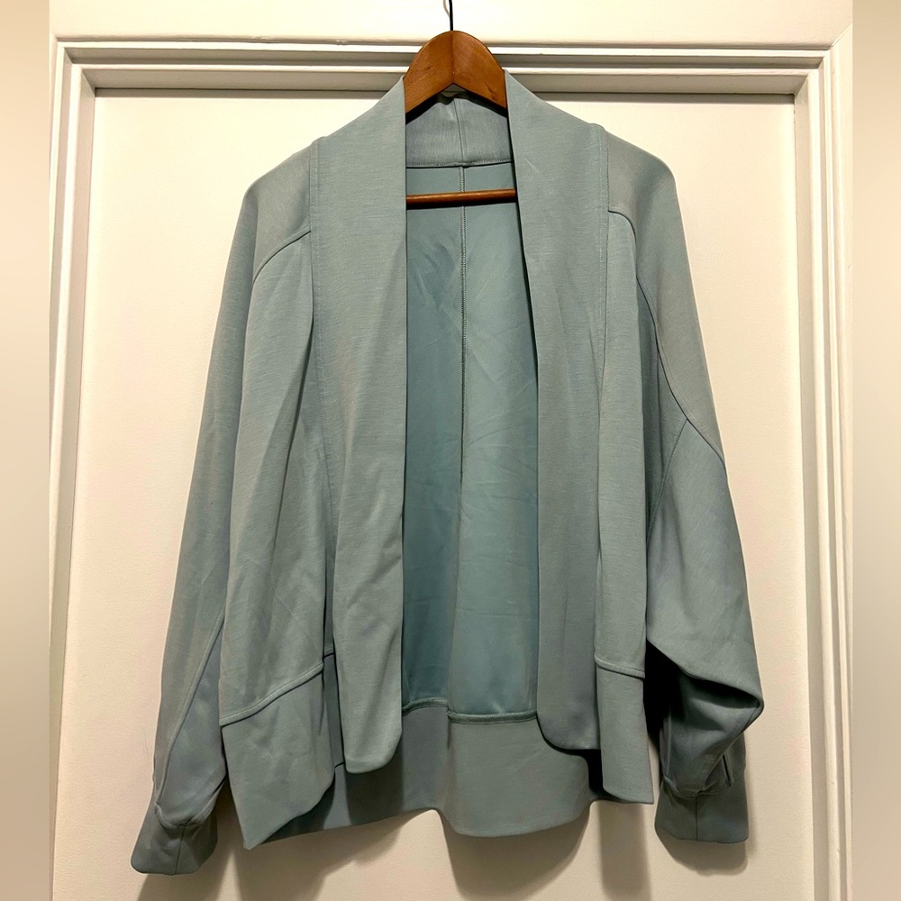 Lululemon Sweater EUC